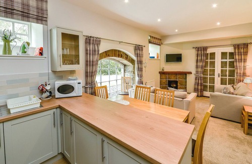 Straiton Cabin | 4 bedroom accommodation in Straiton, near Maybole