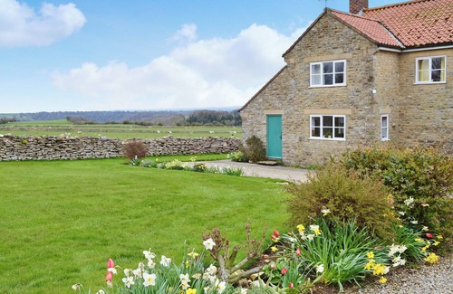 Scawton Cottage | 4 bedroom accommodation in Old Byland, near Helmsley