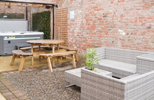 Heworth Cottage | 4 bedroom accommodation in York