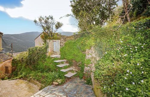 Cagnano House | 4 bedroom amazing home in CAGNANO