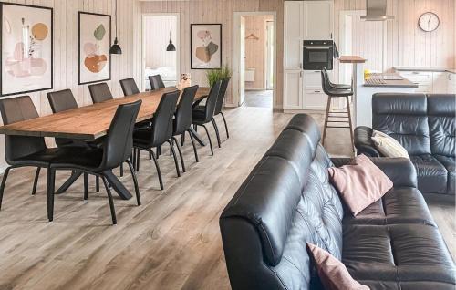 Ringkøbing-Skjern Municipality House | 4 Bedroom Amazing Home In Skjern