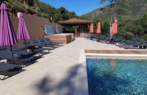 Ota Apartment | 4-bedroom apartment