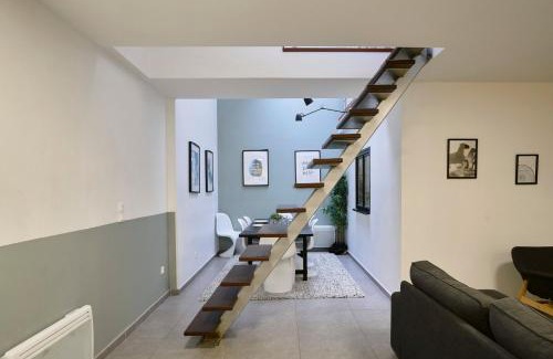 Wazemmes Apartment | 4 bedroom apartment with parking !