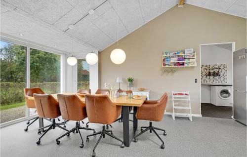 Vinderup House | 4 Bedroom Awesome Home In Vinderup