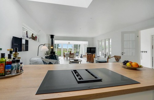 Kegnæshøj House | 4 bedroom beach front home in Sydals