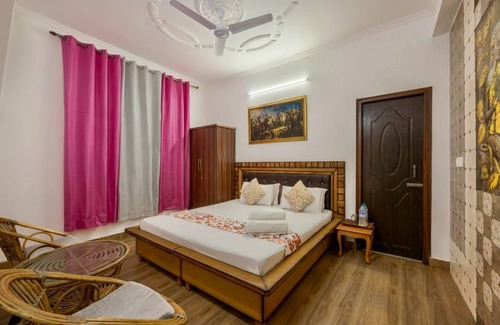 Kasauli Bed & Breakfast | 4-bedroom bed & breakfast in charming Kasauli with WiFi