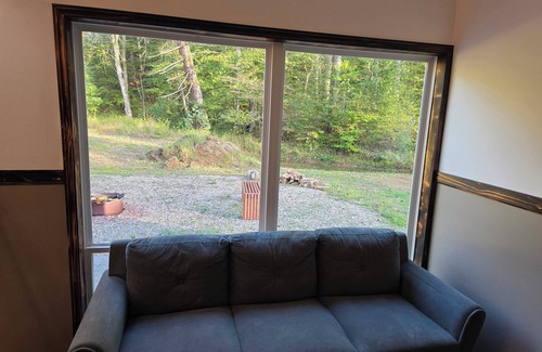 Nelsonville Cabin | 4-bedroom cabin in peaceful Nelsonville with AC, 500ft from Mountain bike trail