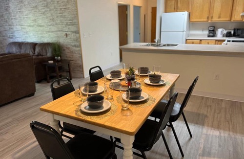 Platteville Apartment | 4 Bedroom Condo - Platteville #4