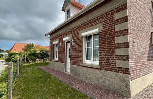 Assigny House | 4-bedroom country house. In a charming village between Dieppe and Le Treport,