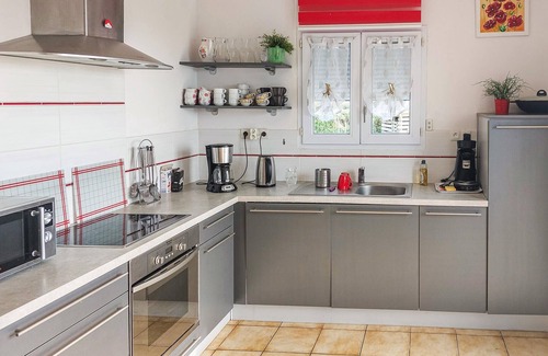 Plouarzel House | 4 bedroom cozy home in Plouarzel