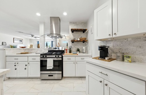 Desert Hot Springs House | 4-bedroom house in brilliant Desert Hot Springs! POOL, movie room, patio, BBQ