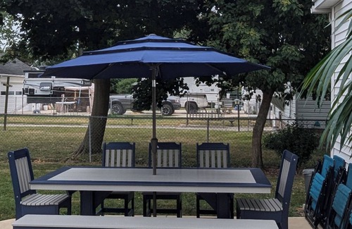 Port Clinton House | 4-Bedroom Home/Port Clinton. Close to restaurants/shopping, Jet Express, beach.