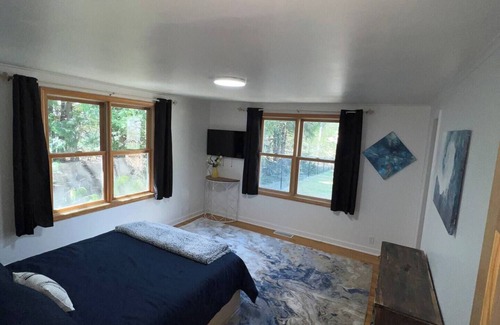 Sister Bay House | 4-Bedroom Home Sister Bay, 5min Drive Downtownn