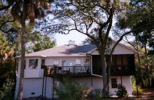 Folly Beach House | 4 Bedroom Home with Dock on Folly River- 2 Block Walk to Beach