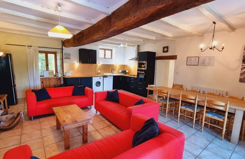 Saint-Just-Luzac House | 4 bedroom house with private pool