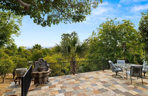 Toro Canyon House | 4-bedroom house in Montecito with Ocean and Mountain View
