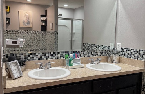 Deltona Lakes House | 4-bedroom house in awesome Deltona with AC, WiFi. Enjoy your stay