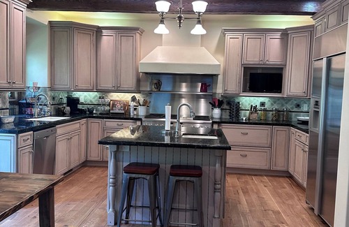 Tamarack Resort House | 4-bedroom house in Donnelly close to lake, Wi-Fi, and hot tub. Great parking!