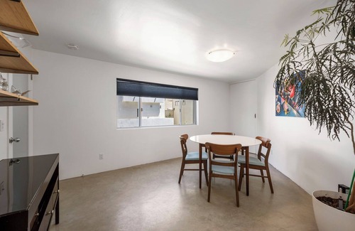 Sherman Oaks House | 4 Bedroom house in Studio City near Hollywood long term only
