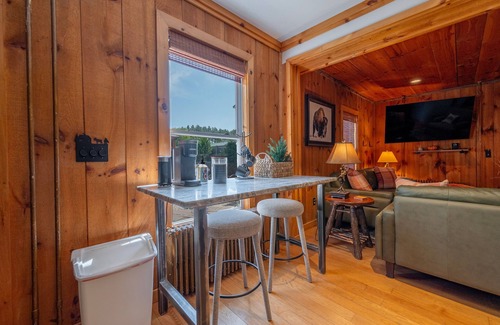 Lake Placid House | 4-bedroom house - Walking distance to town - With A/C