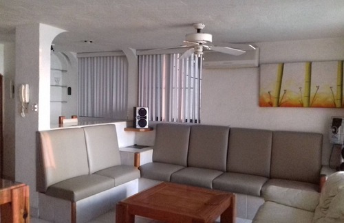 Tampico House | 4 Bedroom House with Lagoon view in private division