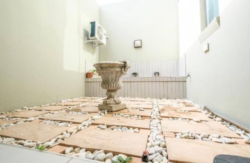 Kosmos Villa | 4 Bedroom Lake Villa with Boat, Hartebees
