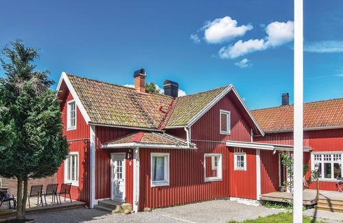 Sollebrunn House | 4 bedroom nice home in Sollebrunn