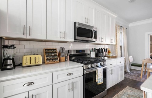 North Charleston Apartment | 4 Bedroom Park Circle Retreat with Pool!
