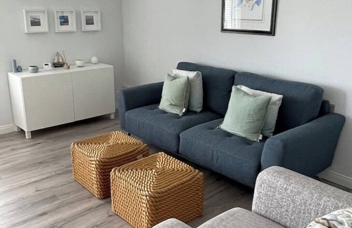 Portrush Apartment | 4 Bedroom Penthouse Beach+Golf on doorstep