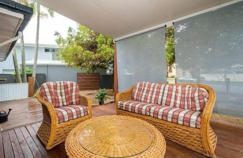 Burleigh Heads House | 4 Bedroom Pet Friendly Home, 200m to Tallebudgera Creek - Hosted by Burleigh Letting