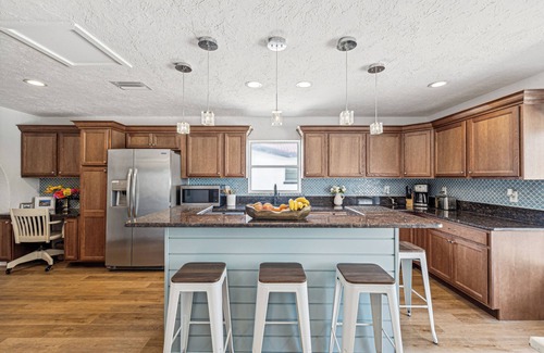 Belleair Beach House | 4-bedroom POOL HOME steps to semi-private white sand & sunsets in Belleair Beach