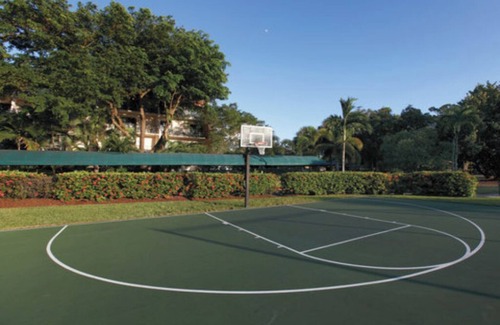 Survey Creek Condo | 4 Bedroom Presidential Condo, 4 Baths, Sleeps 12. Pompano Beach Palm-Aire Resort