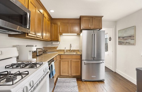 Chico House | 4 bedroom Private House in Central Chico