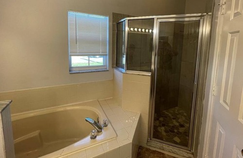 Poinciana Apartment | 4 Bedroom Single family 422315 by Houzlet