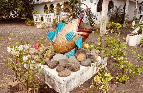 Rio Dulce Villa | 4 Bedroom Spanish villa on lake Izabal, Guatemala.