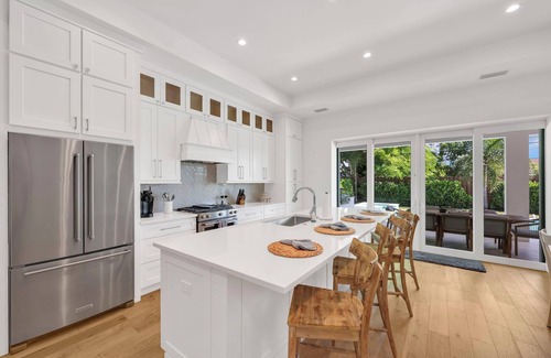 Naples Park House | 4 Bedroom Tropical Vacation Home