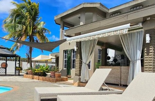 Oranjestad Villa | 4-bedroom Villa in Beautiful Oranjestad, with Private Pool