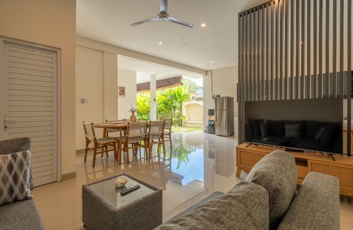 Pererenan Villa | 4-bedroom villa in Canggu with luxurious balcony and pool area.