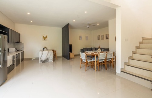 Pererenan Villa | 4-bedroom villa in Canggu with luxurious balcony and pool area.