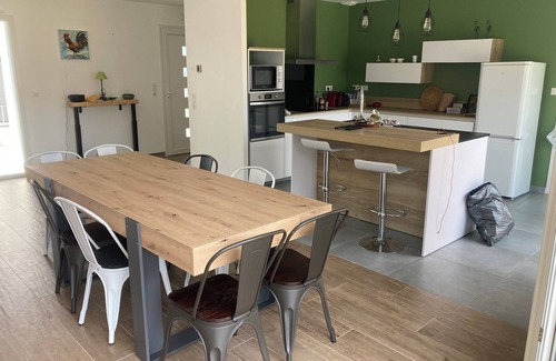 Linxe Villa | 4-bedroom villa, private heated pool, enclosed garden8 minutes from the beach