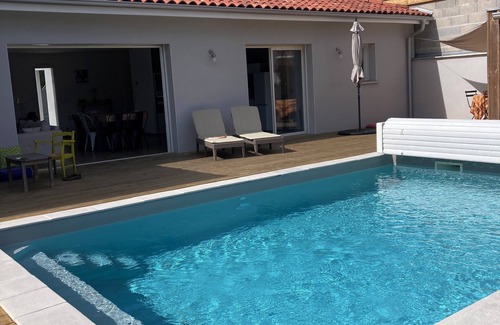 Linxe Villa | 4-bedroom villa, private heated pool, enclosed garden8 minutes from the beach