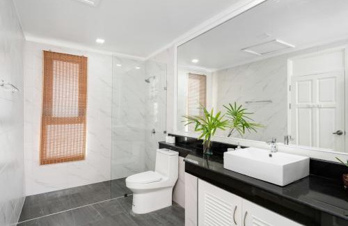 Moo 5 Villa | 4 bedroom villa on beachfront resort TG23-SDV351 By Samui Dream Villas