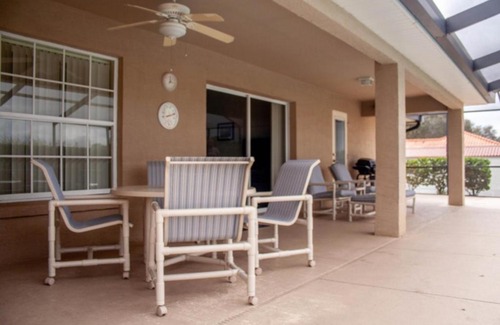 Inverness House | 4 bedroom villa with FREE SOLAR POOL HEATING (fee for optional electric heating)