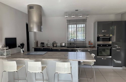 Mimet House | 4-bedroom villa with swimming pool, quiet location between Aix en Provence and Marseille