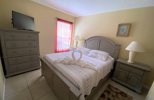 Westridge Villa | 4 Bedroom Villa with Private Pool, Free WIFI, Billiards Room in Gated Community