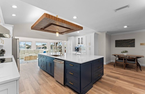 Gulf Harbors House | 4 Bedroom Waterfront Pool Home near charming downtown New Port Richey