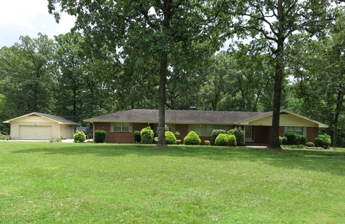 Middle Valley House | 4 Bedrooms, 3 Baths, Chickamauga Lake Home, With Private Dock And Boat Ramp