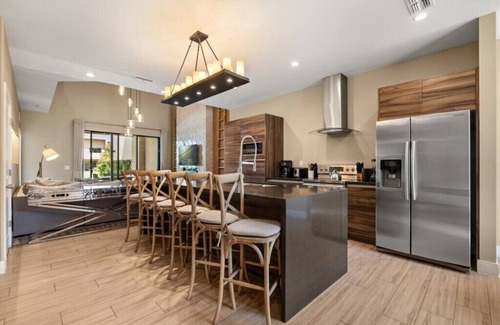 Florida Central Atlantic Coast House | 4 Bedrooms/4.5 Bathrooms/Magic Village (7528BD)