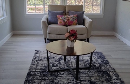 Hermosa Village House | 4 Bedrooms, 4 Bathrooms, 1.7 miles away from DisneyLand,