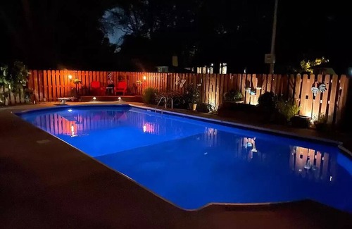 West Omaha House | 4 Bedrooms, Great Pool, Hot Tub, Perfect for Families, No Parties